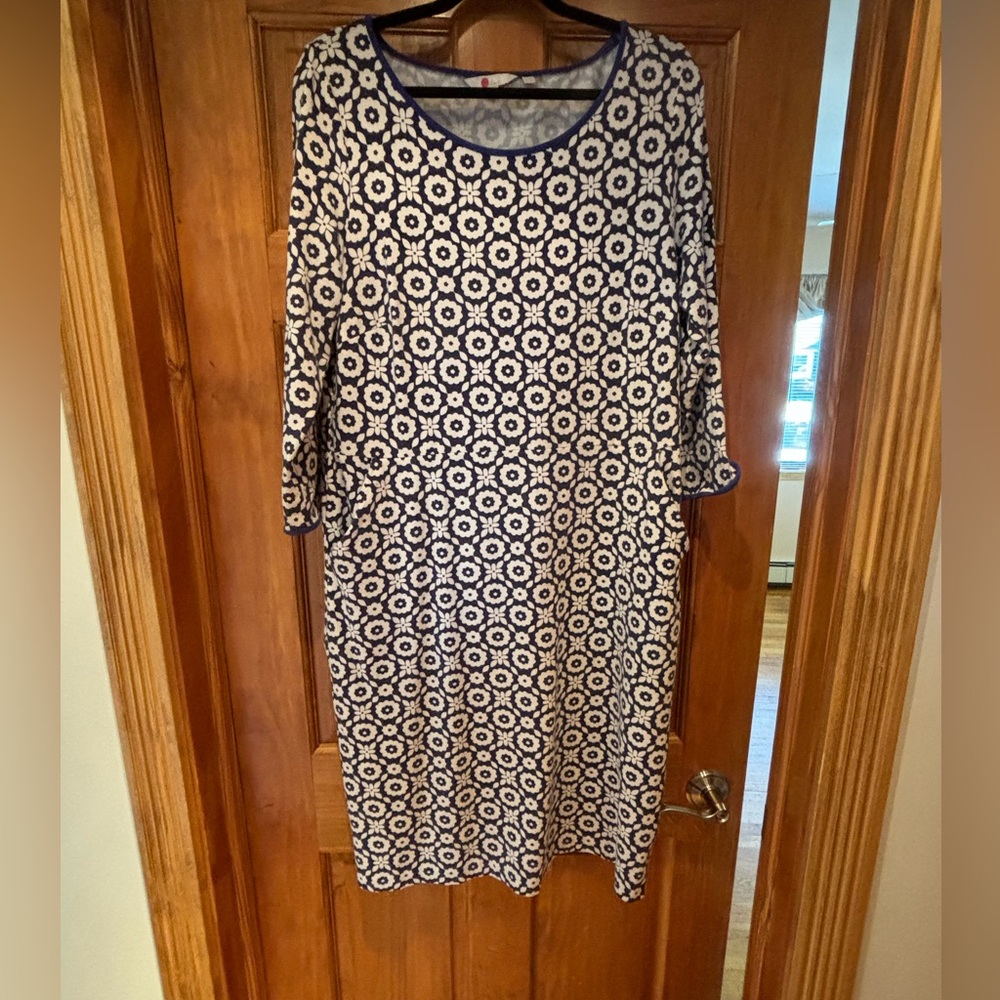 BODEN US 14L Sleeveless Scoop Neck Blue/White Floral Jersey Knit Pockets Dress.